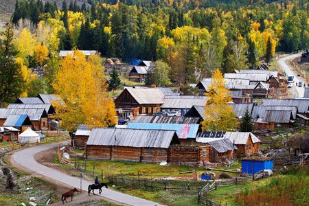 色誘喀納斯：可可托海、喀納斯、白哈巴、禾木村、五彩灘、魔鬼城環游7日